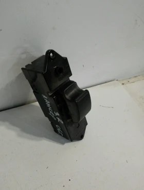 Копче ел стъкло задно дясно Мицубиши Лансер (3)