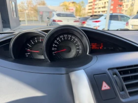 Toyota Verso 2.2 D-cat Avtomat 84k km, снимка 12