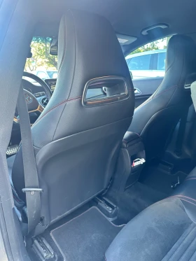 Mercedes-Benz CLA 180, снимка 11