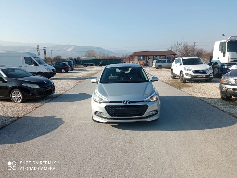 Hyundai I20 Газ бензин , снимка 9 - Автомобили и джипове - 43786741