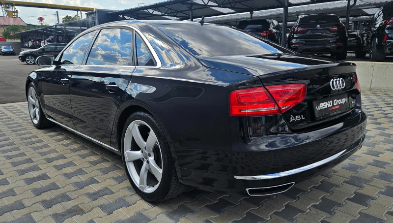 Audi A8 L/W12/ТV/МОНИТОРИ/DISTR/NIGHT/ОБДУХ/ВАКУУМ/ЩОРИ/LI, снимка 7 - Автомобили и джипове - 46818649