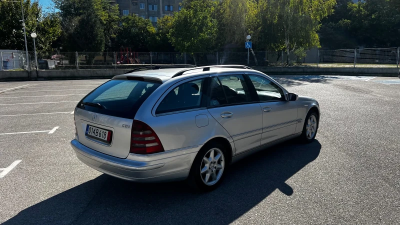 Mercedes-Benz C 270 2, 7 cdi Avantgarde , снимка 4 - Автомобили и джипове - 48411033