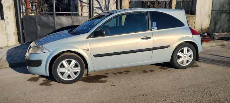 Renault Megane, снимка 2 - Автомобили и джипове - 48696446