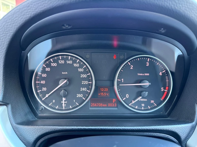 BMW 320 320, снимка 5 - Автомобили и джипове - 52702238