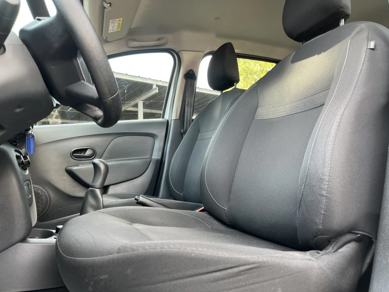 Dacia Sandero TCE 100 k.c + ГАЗ, снимка 9 - Автомобили и джипове - 51596840