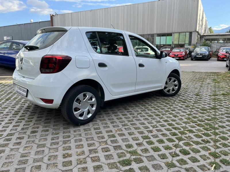 Dacia Sandero TCE 100 k.c + ГАЗ, снимка 4 - Автомобили и джипове - 51596840