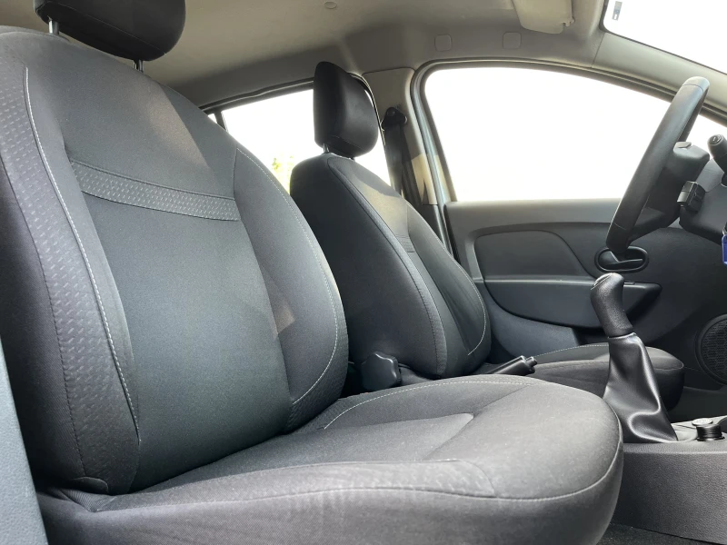 Dacia Sandero TCE 100 k.c + ГАЗ, снимка 10 - Автомобили и джипове - 51596840