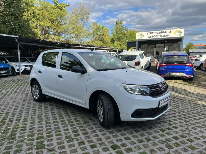 Dacia Sandero TCE 100 k.c + ГАЗ, снимка 3 - Автомобили и джипове - 51596840
