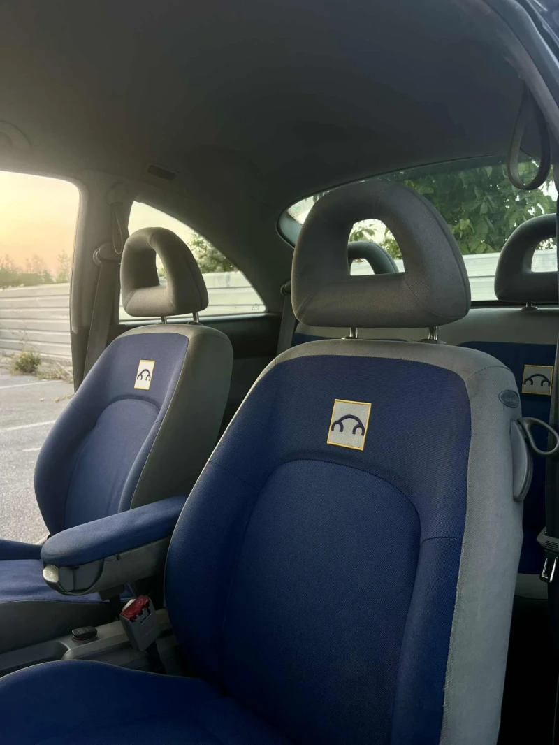 VW New beetle, снимка 10 - Автомобили и джипове - 52541615