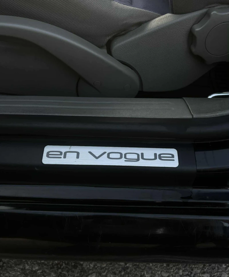 VW New beetle, снимка 13 - Автомобили и джипове - 52541615