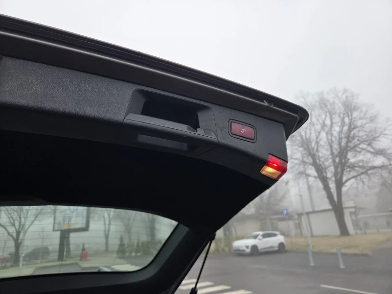 Mercedes-Benz E 350 AMG пакет, снимка 12 - Автомобили и джипове - 53260386