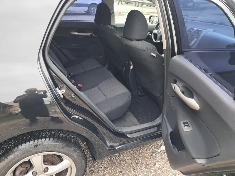 Toyota Auris 2.0 D4D, снимка 13 - Автомобили и джипове - 53521044