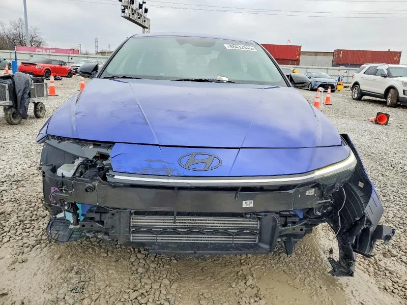 Hyundai Elantra 2.0L 4 Front-wheel Drive, снимка 10 - Автомобили и джипове - 53648708