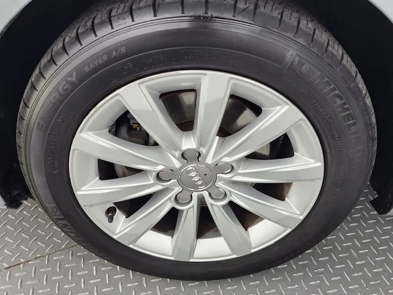 Audi A3 1.6 TDI, снимка 5 - Автомобили и джипове - 54125519