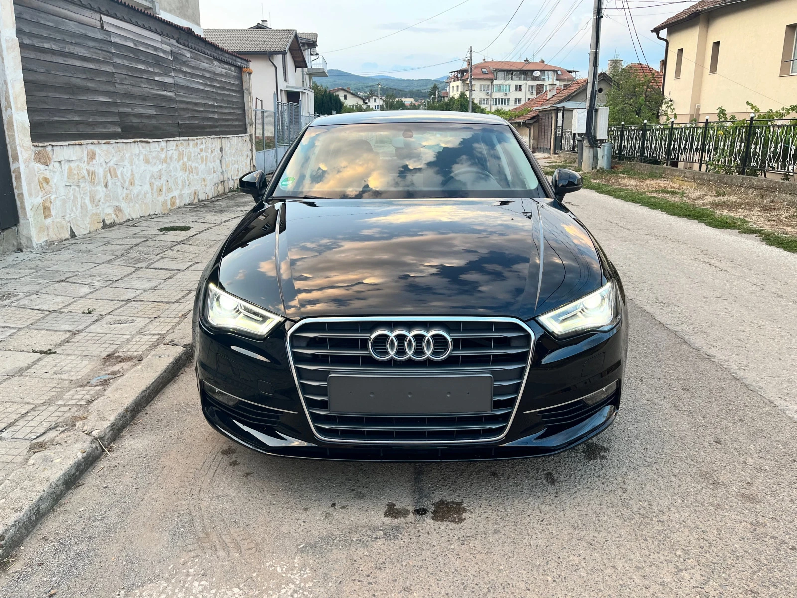 Audi A3 2.0TDI 37000КМ Седан - изображение 3