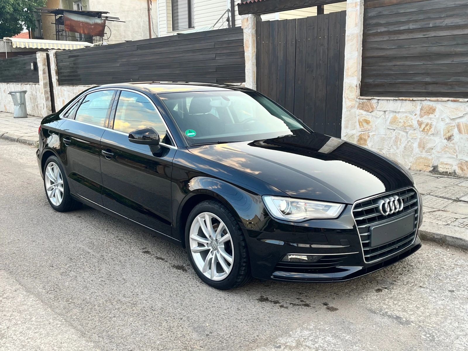 Audi A3 2.0TDI 37000КМ Седан - изображение 4