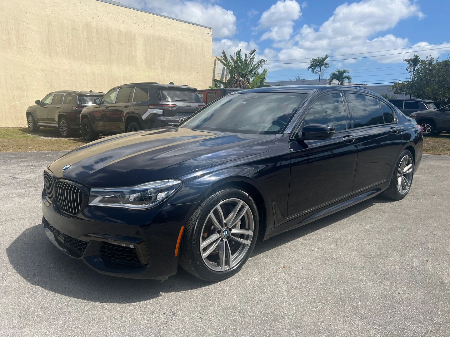 BMW 750 i 4.4L 32V Twin Turbocharged V8 RWD - [1] 