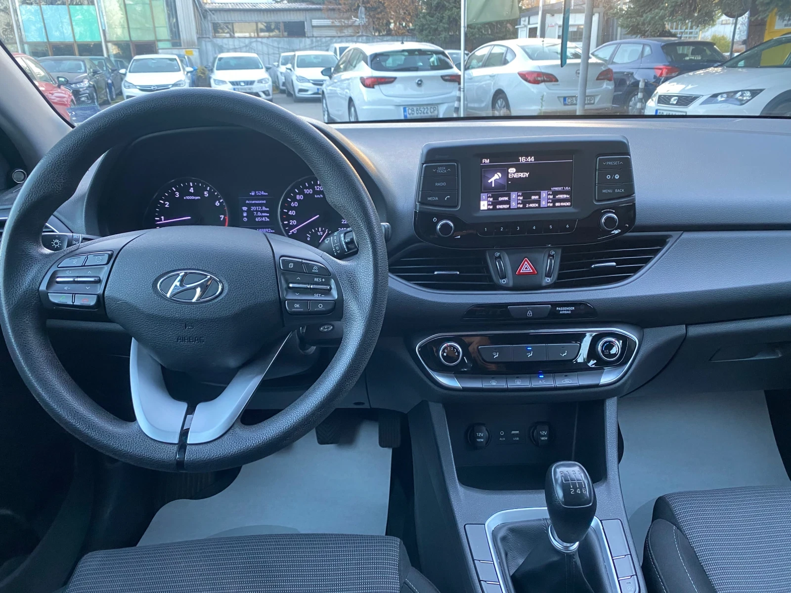 Hyundai I30 1.4i 100 k.c - изображение 8