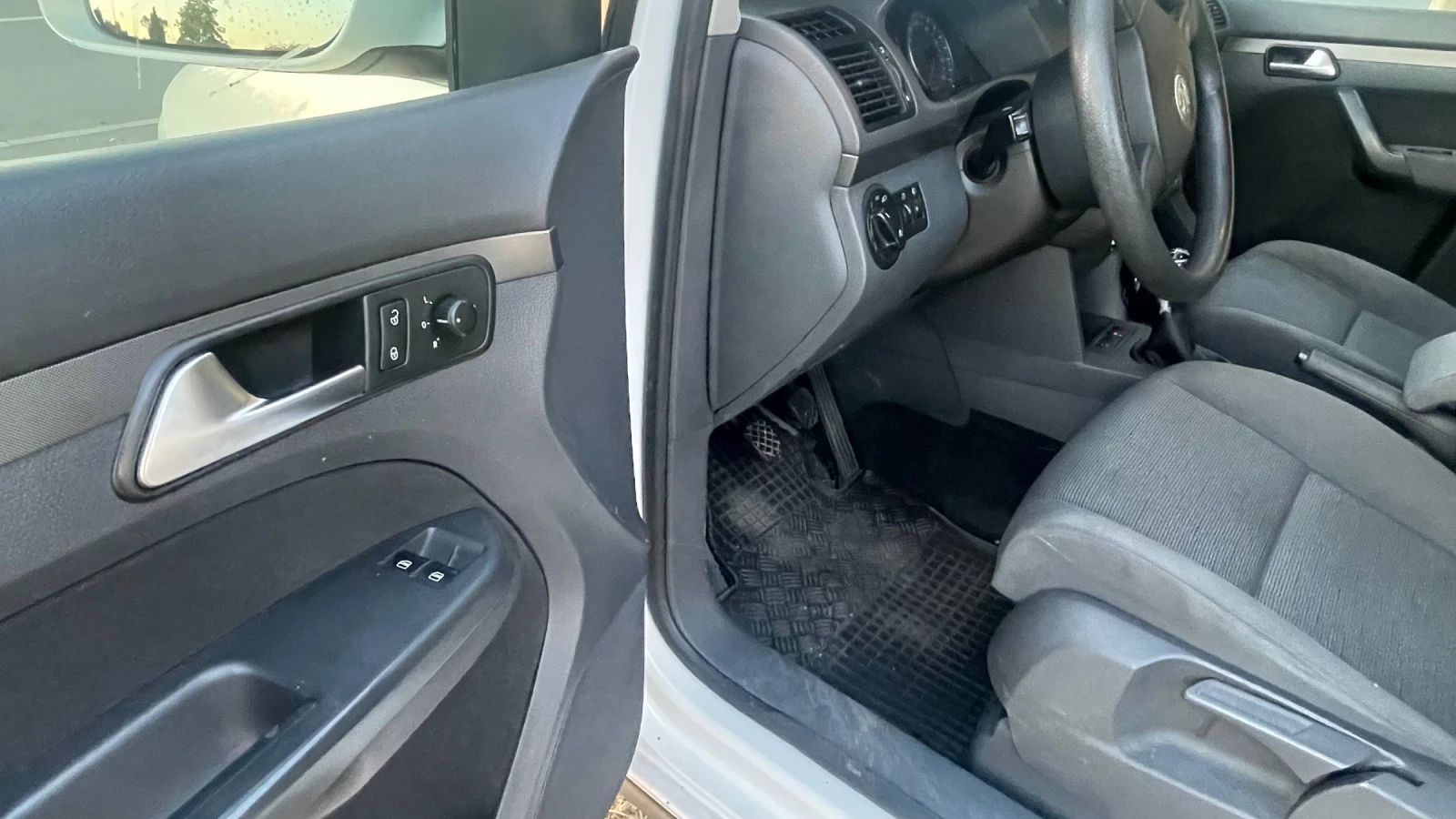 VW Touran  - изображение 6
