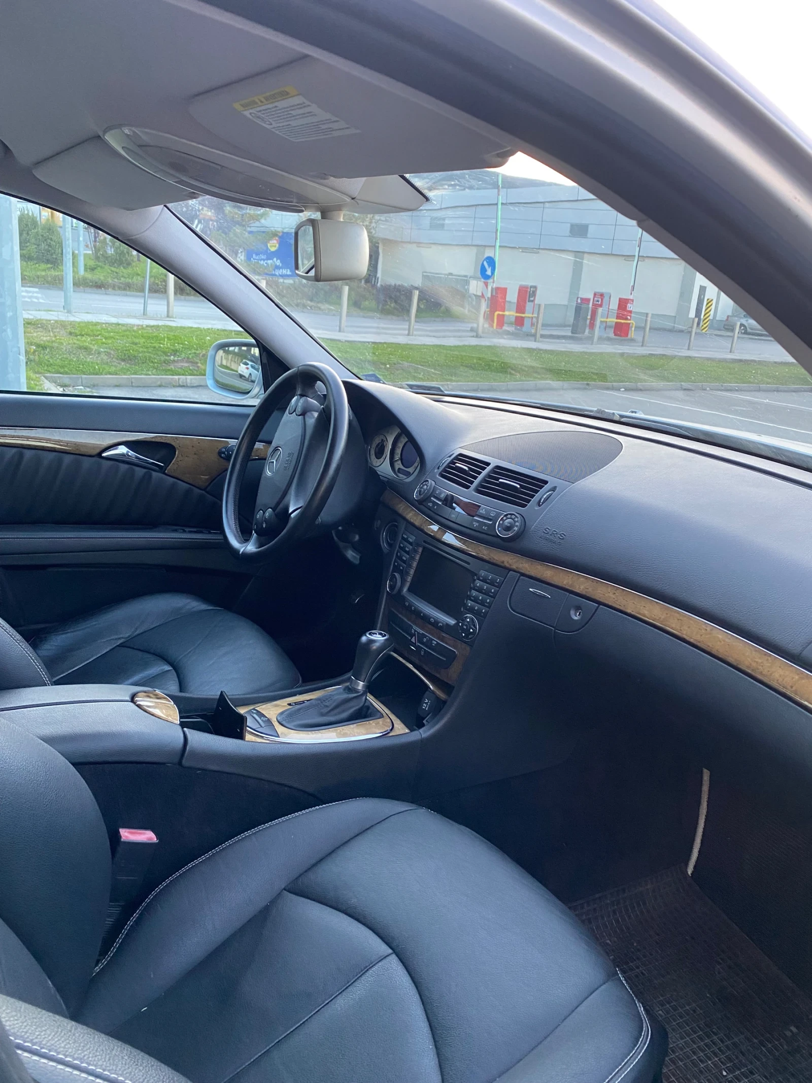 Mercedes-Benz E 320  - изображение 4