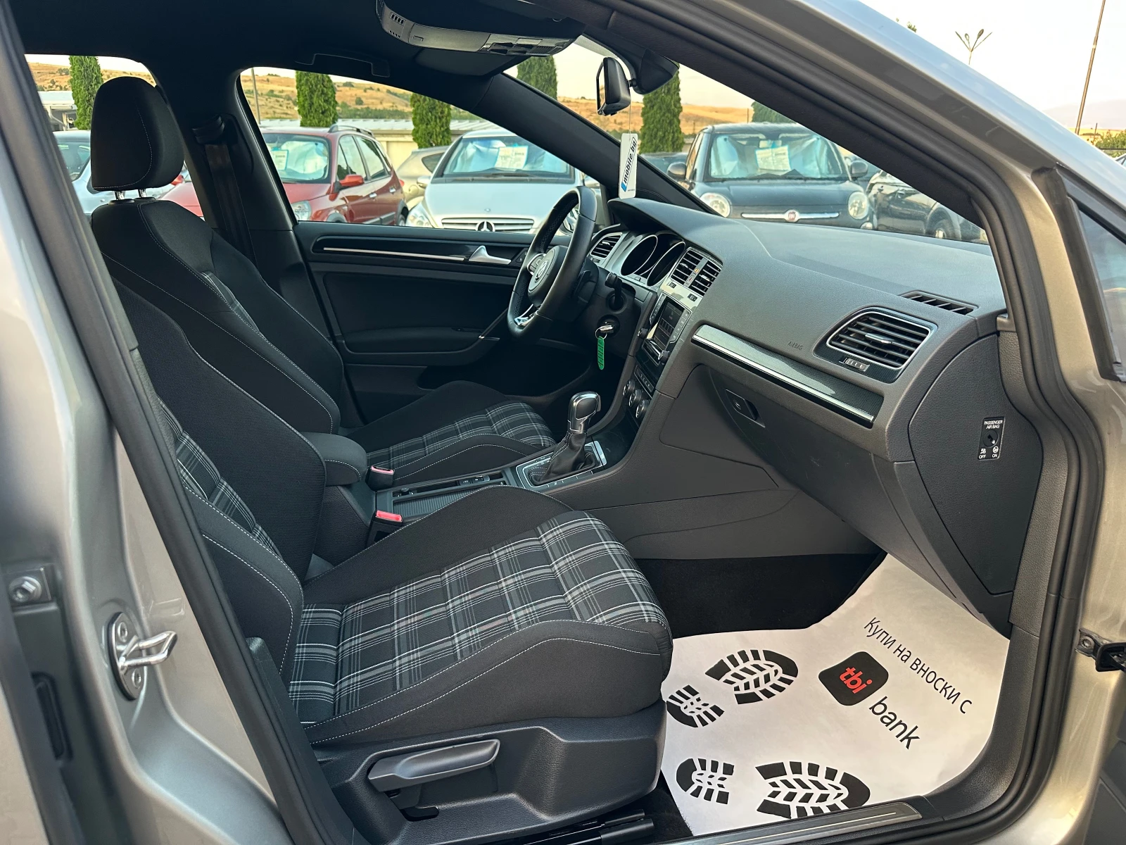 VW Golf 2.0GTD* 184kc* AVTOMATIK* NAVI* TOP*  - изображение 9