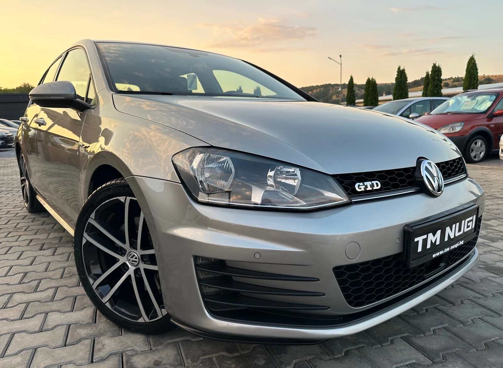 VW Golf 2.0GTD* 184kc* AVTOMATIK* NAVI* TOP*  - изображение 3