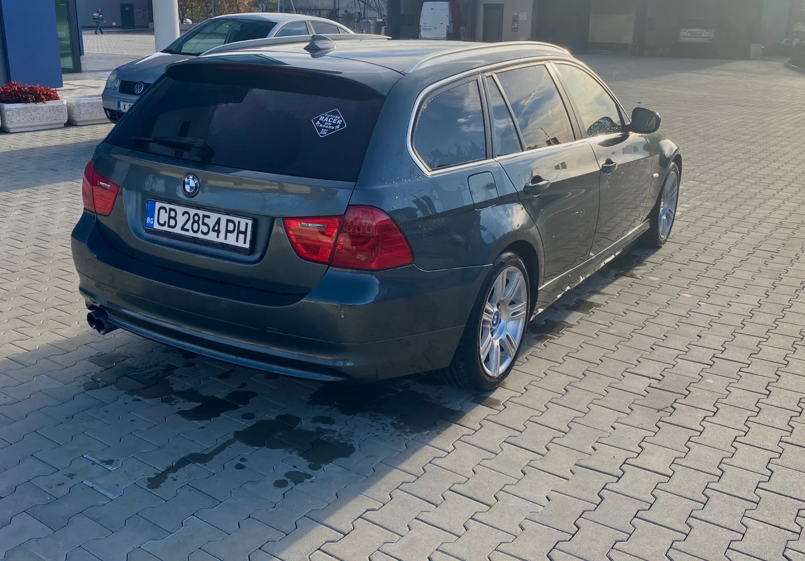 BMW 330 E91 LCI RWD - изображение 6