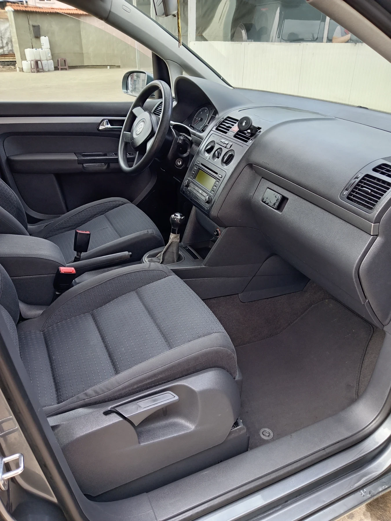 VW Touran 1.9 105 коня 6 скорости  - изображение 7