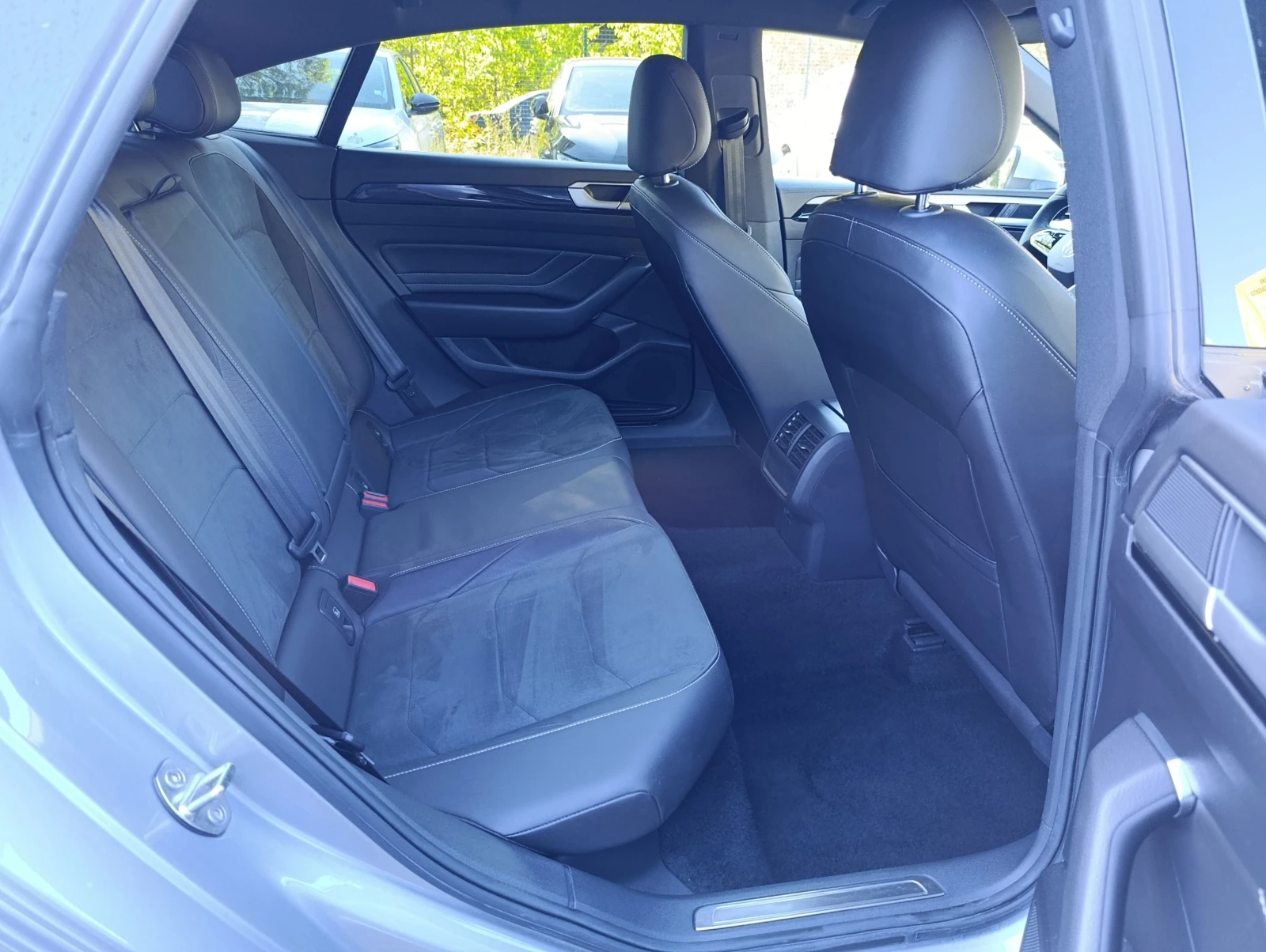 VW Arteon 2.0 TDI R-Line - | Mobile.bg   8