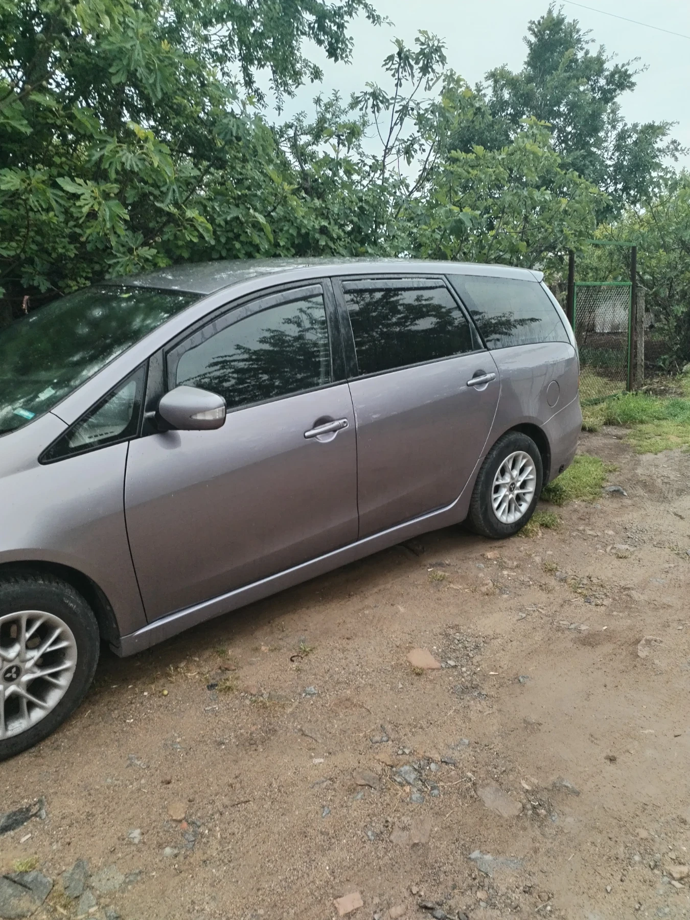 Mitsubishi Grandis  - изображение 2