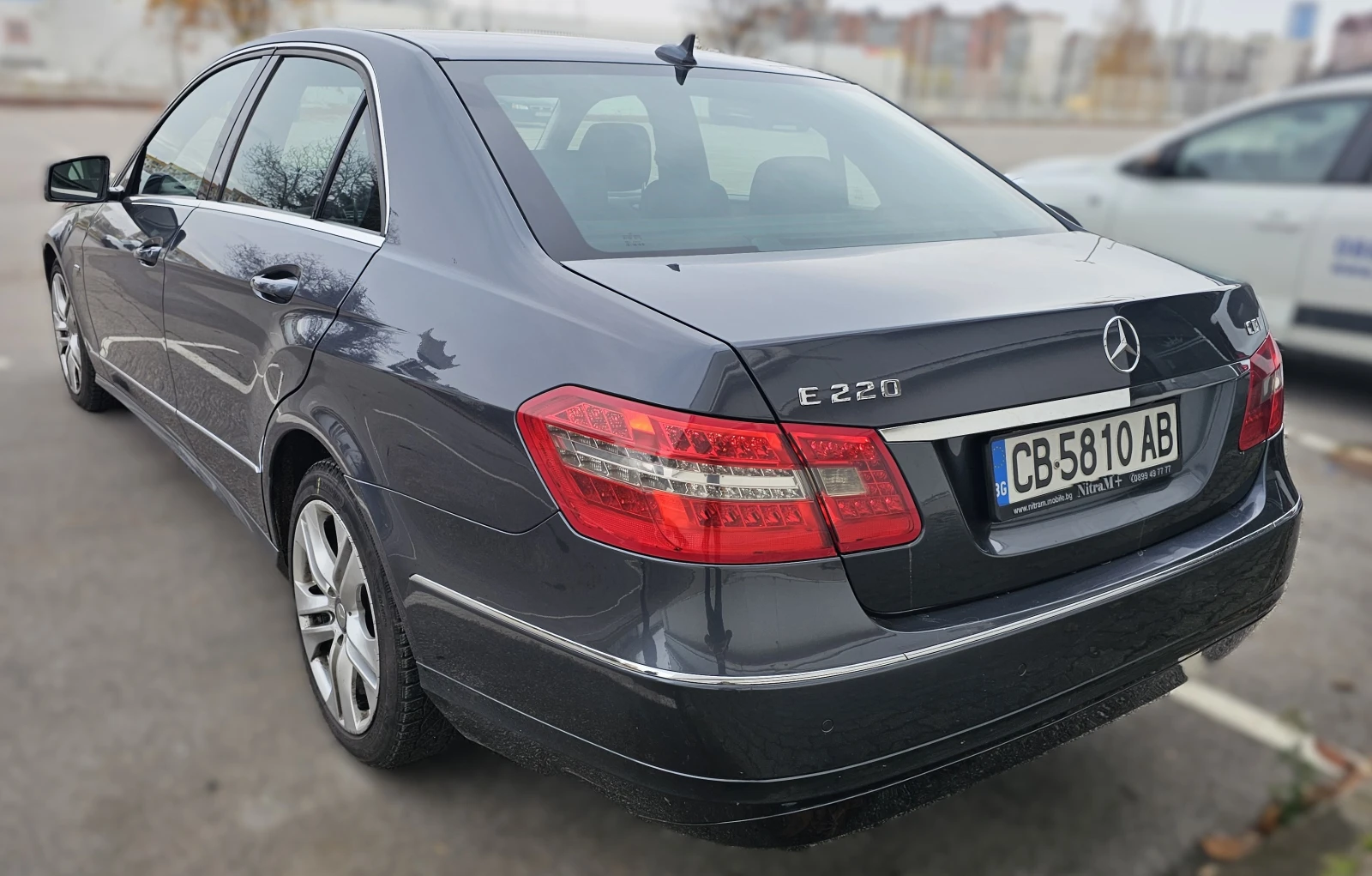 Mercedes-Benz E 220 AVANTGARDE - изображение 5