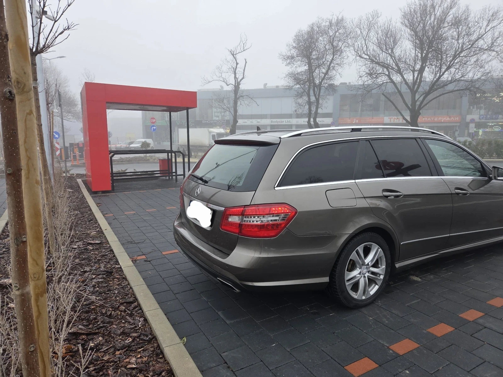 Mercedes-Benz E 350 AMG пакет - изображение 8