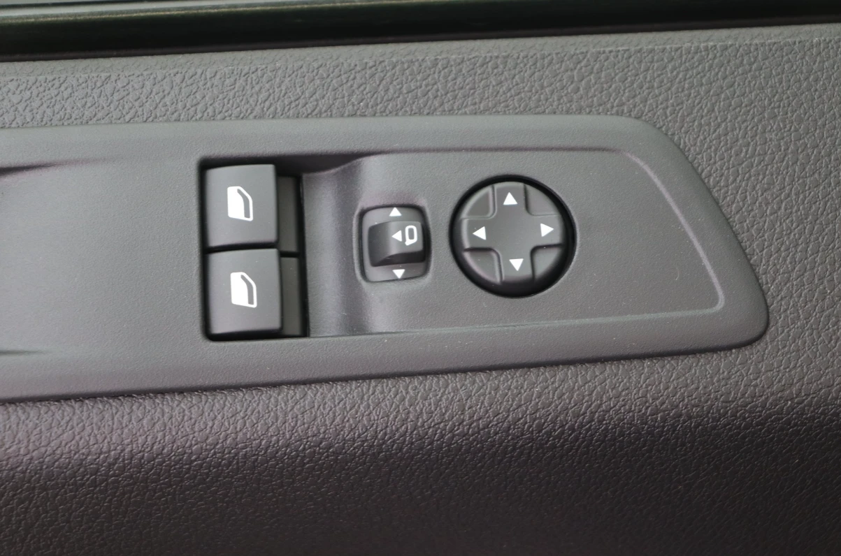 Peugeot Expert Long 2.0 HDI, снимка 10 - Автомобили и джипове - 53824237