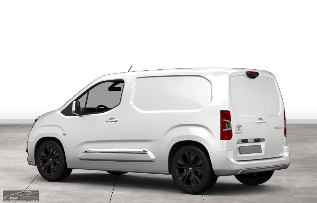 Toyota Proace City НОВ!/1.2MEISTER/110HP/L1/NAVI/CPLAY/129q, снимка 4 - Автомобили и джипове - 54114091