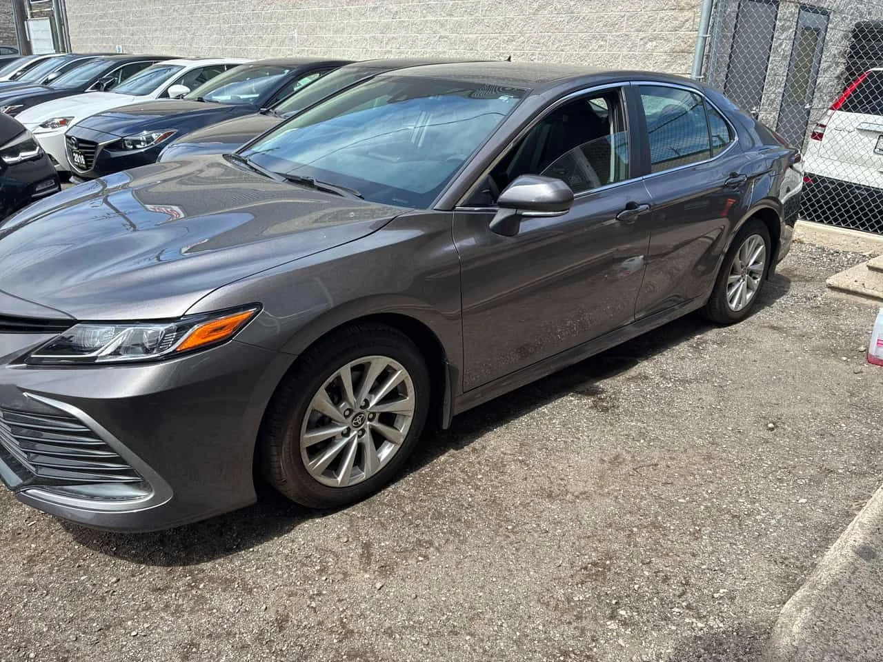 Toyota Camry * Hybrid LE * CARFAX * 2 КЛЮЧА * KEYLESS * ПОДГРЕВ, снимка 2 - Автомобили и джипове - 54605359