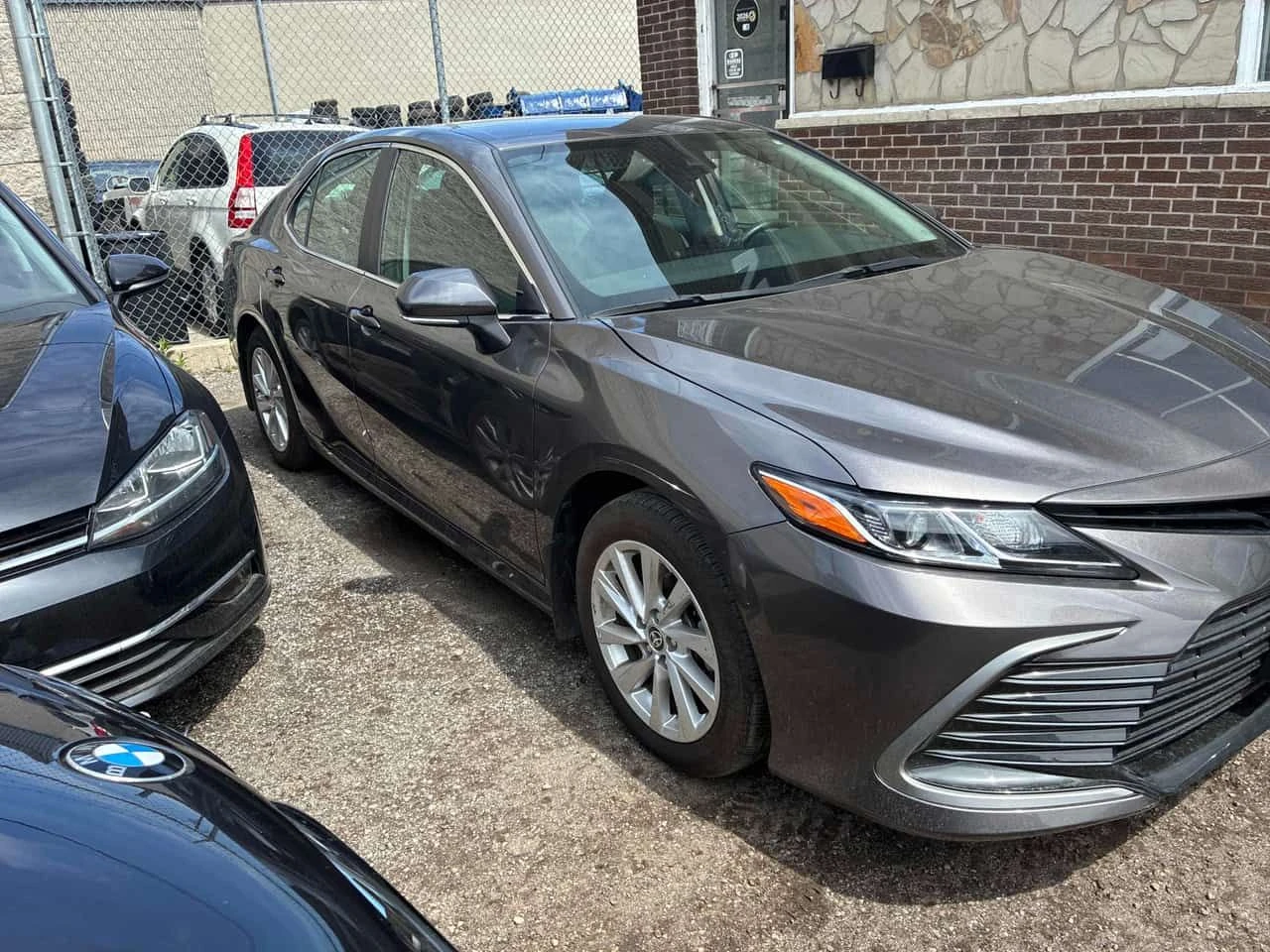 Toyota Camry * Hybrid LE * CARFAX * 2 КЛЮЧА * KEYLESS * ПОДГРЕВ, снимка 3 - Автомобили и джипове - 54605359