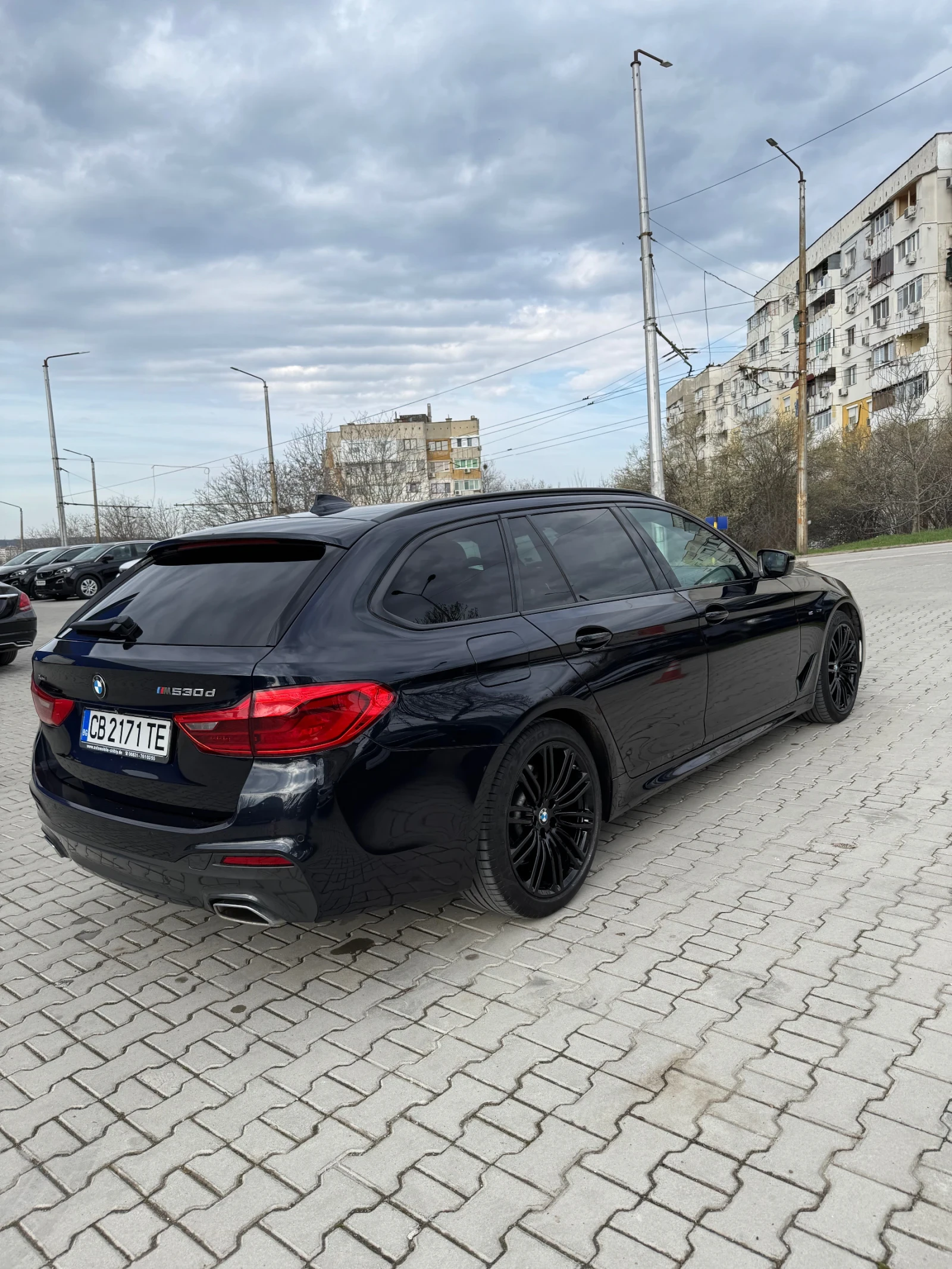 BMW 530 530d xDrive, снимка 4 - Автомобили и джипове - 54610564