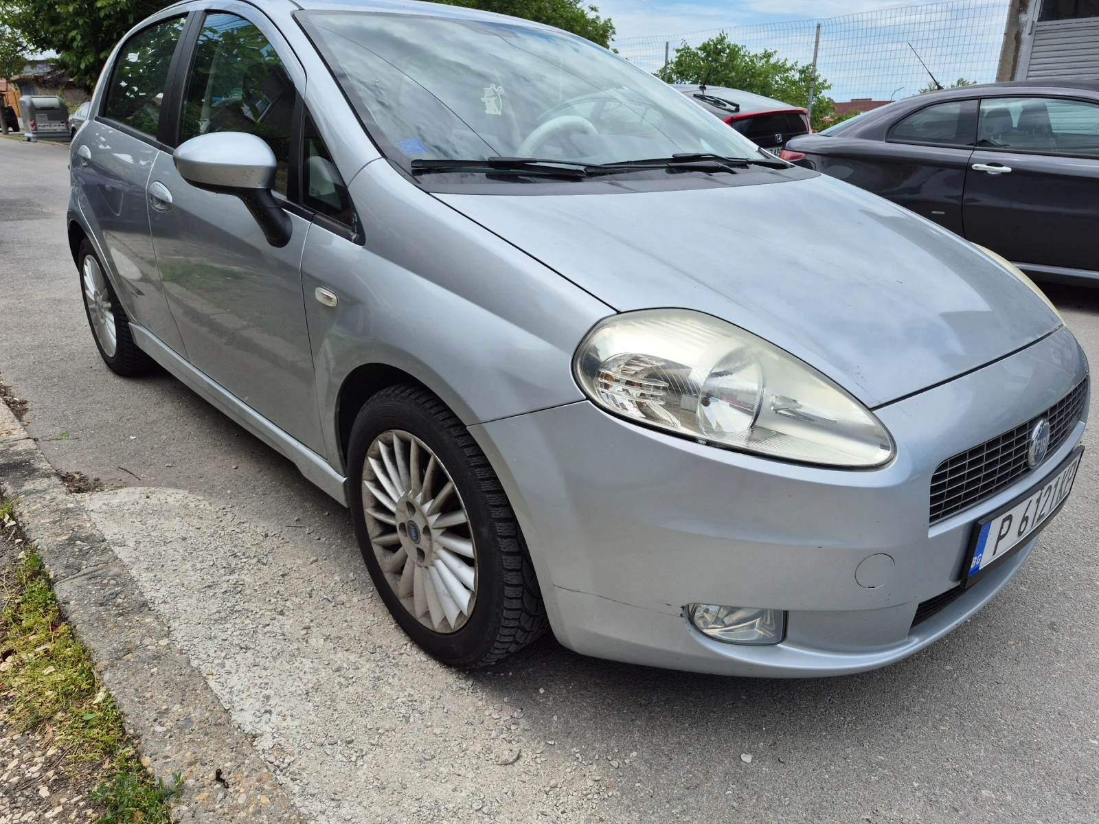 Fiat Punto 1.3 m-jet 90k, снимка 2 - Автомобили и джипове - 55330507