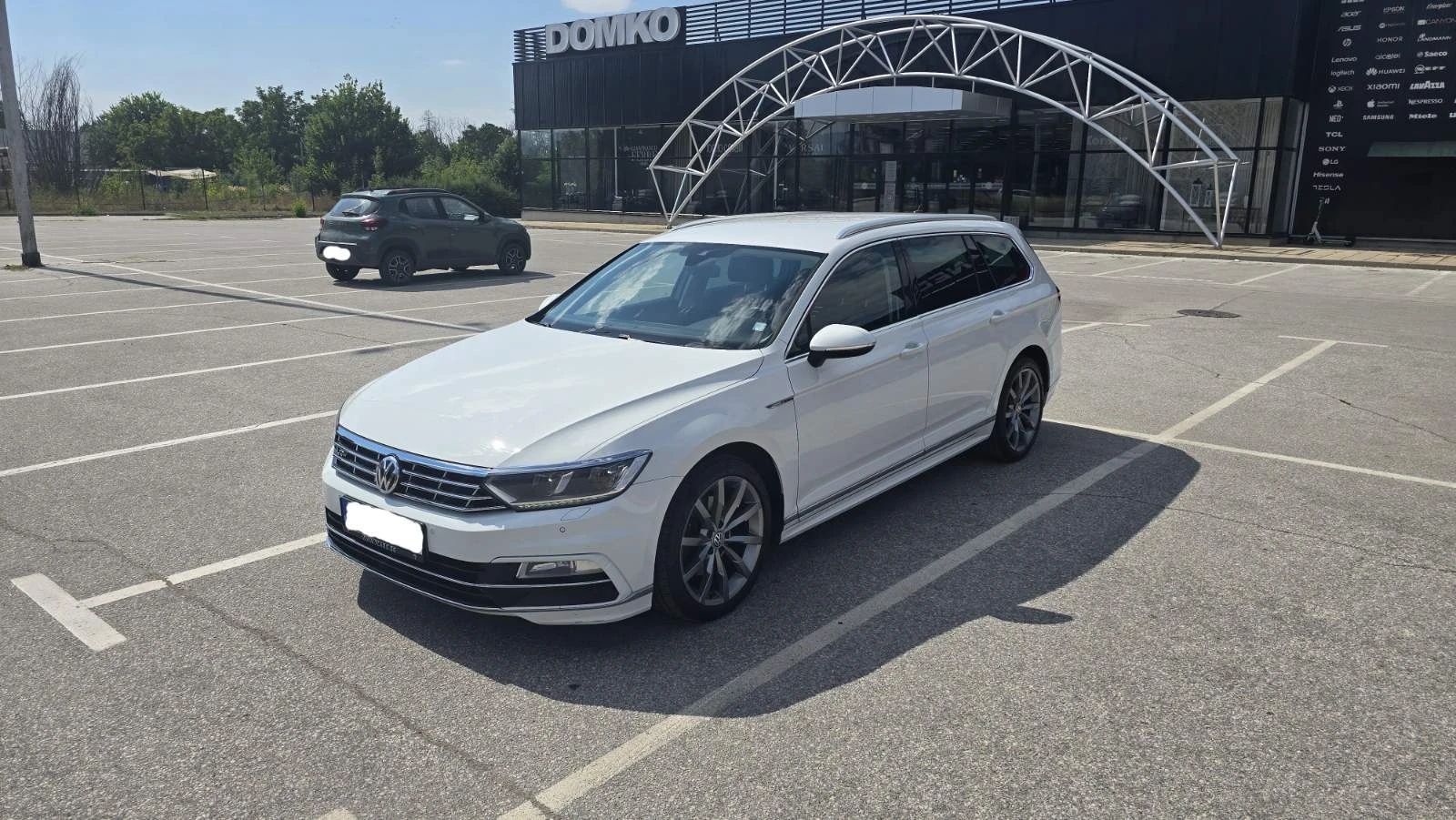 VW Passat 2.0TDI 190 R-Line 4motion, снимка 6 - Автомобили и джипове - 55333513