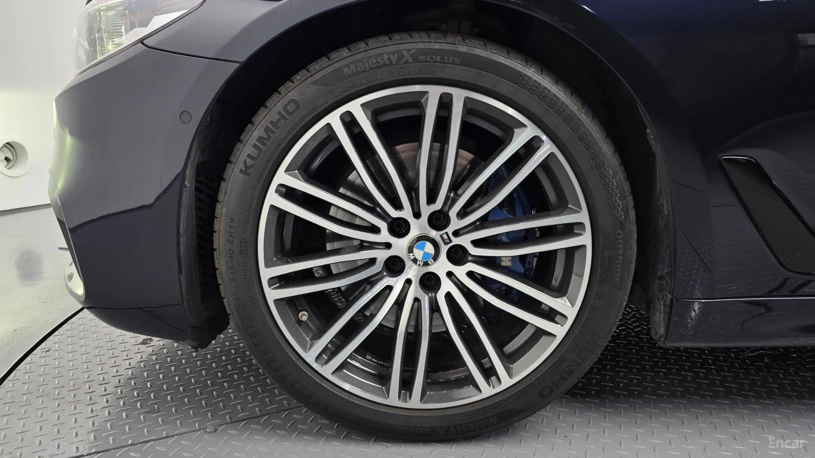 BMW 530 М* ОБДУХВАНЕ* ПОДГРЕВ* 360 КАМЕРА* HEADUP, снимка 5 - Автомобили и джипове - 55478103