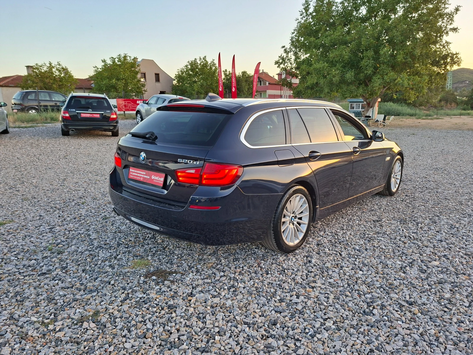 BMW 520 2.0D* AUTOMATIC* 36м. х 239EUR.* , снимка 5 - Автомобили и джипове - 55976519
