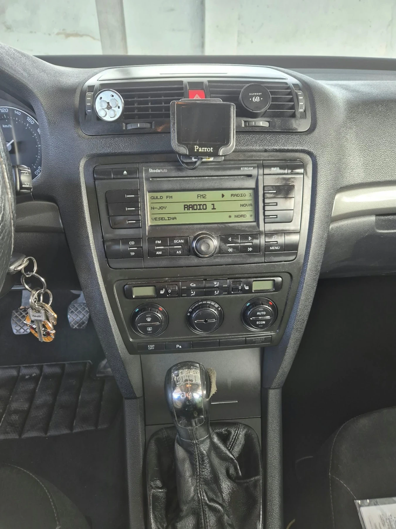 Skoda Octavia, снимка 10 - Автомобили и джипове - 56604502