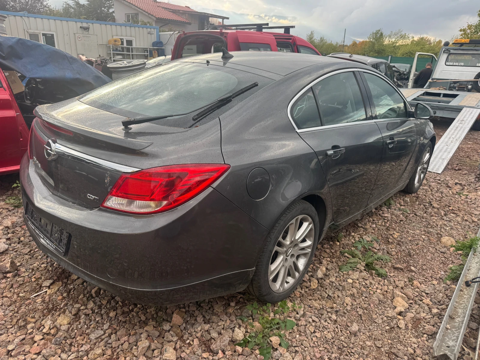 Opel Insignia, снимка 2 - Автомобили и джипове - 56621439