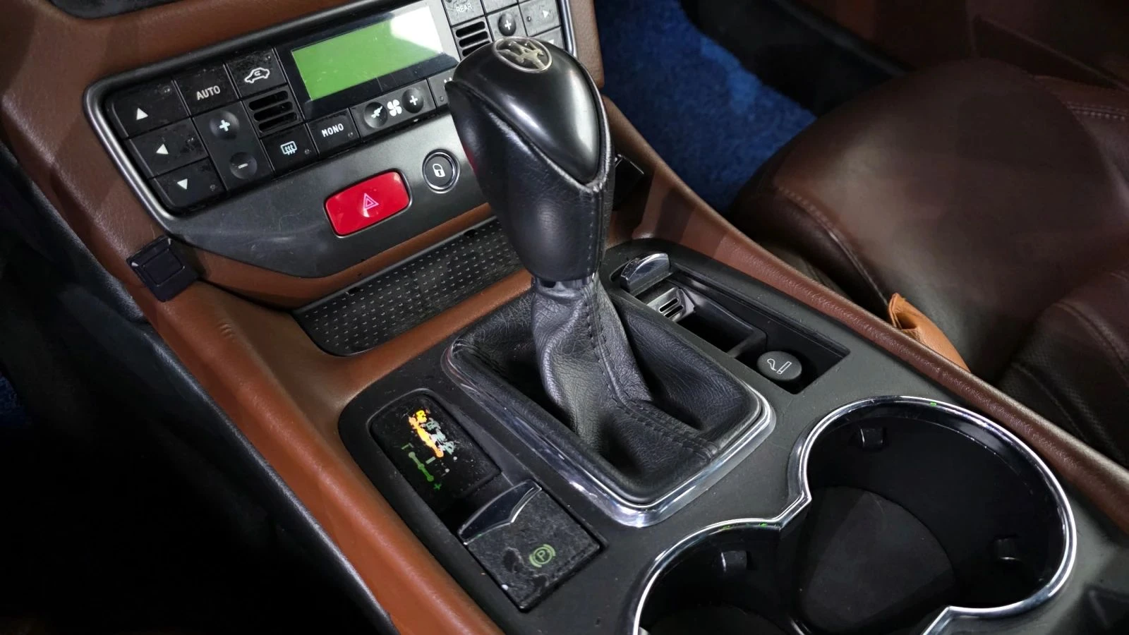 Maserati GranTurismo, снимка 9 - Автомобили и джипове - 56685420