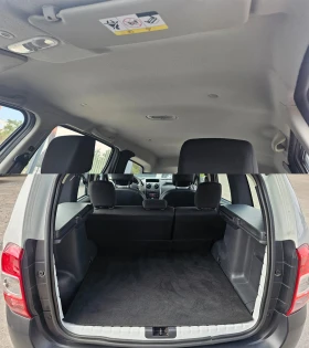 Dacia Duster 1.6i 4x4 6SP FACE CH-БЛОКАЖ-СЕРВИЗНА ИСТ.-ЛИЗИНГ, снимка 14