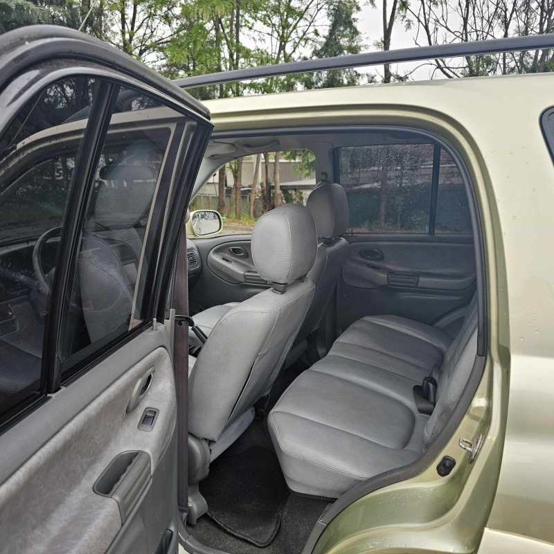 Suzuki Grand vitara, снимка 11 - Автомобили и джипове - 45322554