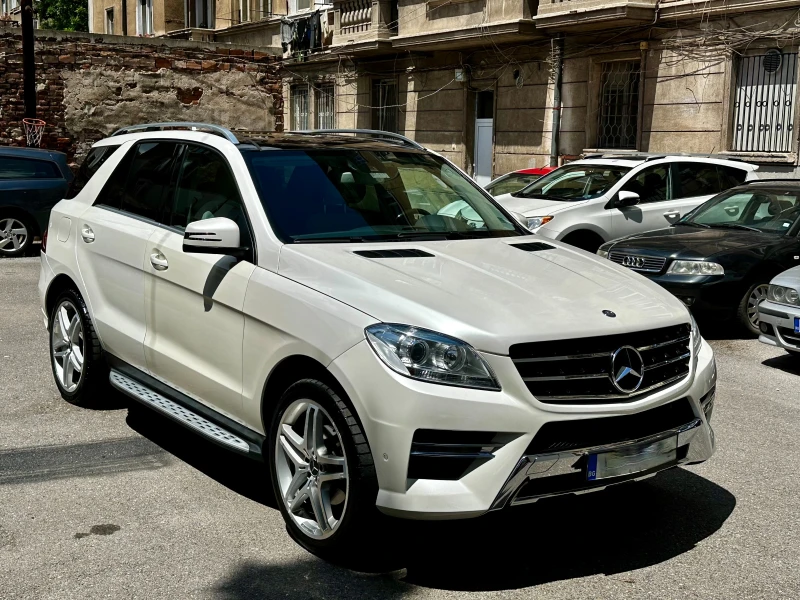 Mercedes-Benz ML 350 AMG line, снимка 1 - Автомобили и джипове - 47342650