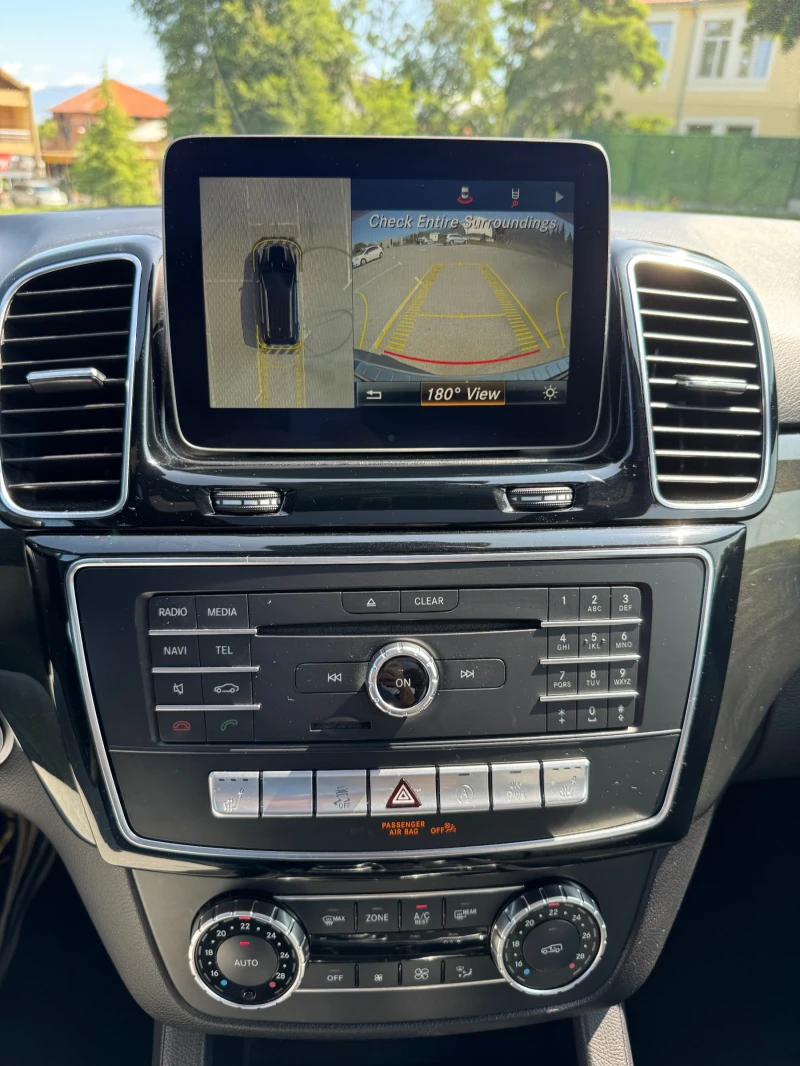 Mercedes-Benz GLE 400 AMG line* 360* 9g tronic, снимка 11 - Автомобили и джипове - 52467204