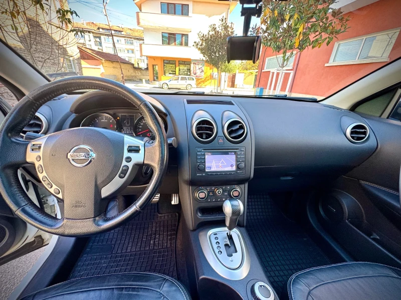 Nissan Qashqai + 2, 2.0dci, Автомат, снимка 9 - Автомобили и джипове - 52572371