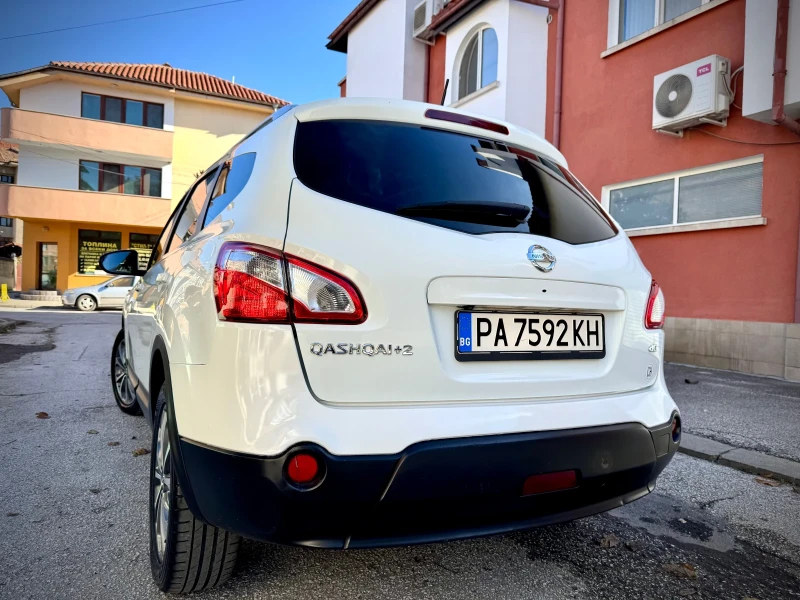Nissan Qashqai + 2, 2.0dci, Автомат, снимка 4 - Автомобили и джипове - 52572371